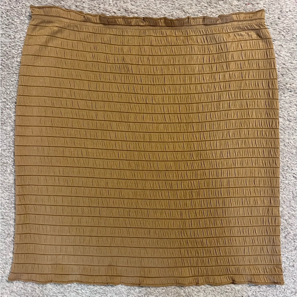Elodie Tan Ribbed Mini Skirt or Top - not too sure what it is!
NWT | Small